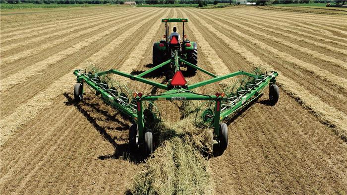 hay raking